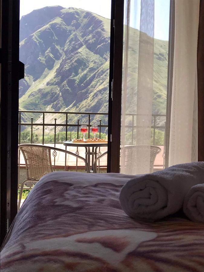 Hotel Crystal Kazbegi Exterior foto