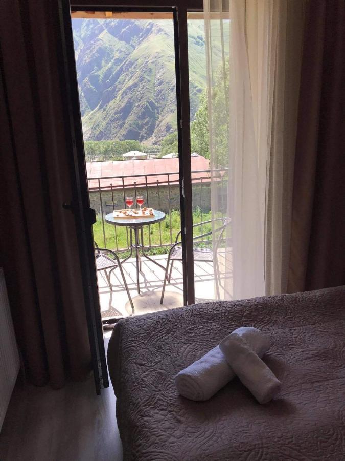 Hotel Crystal Kazbegi Exterior foto