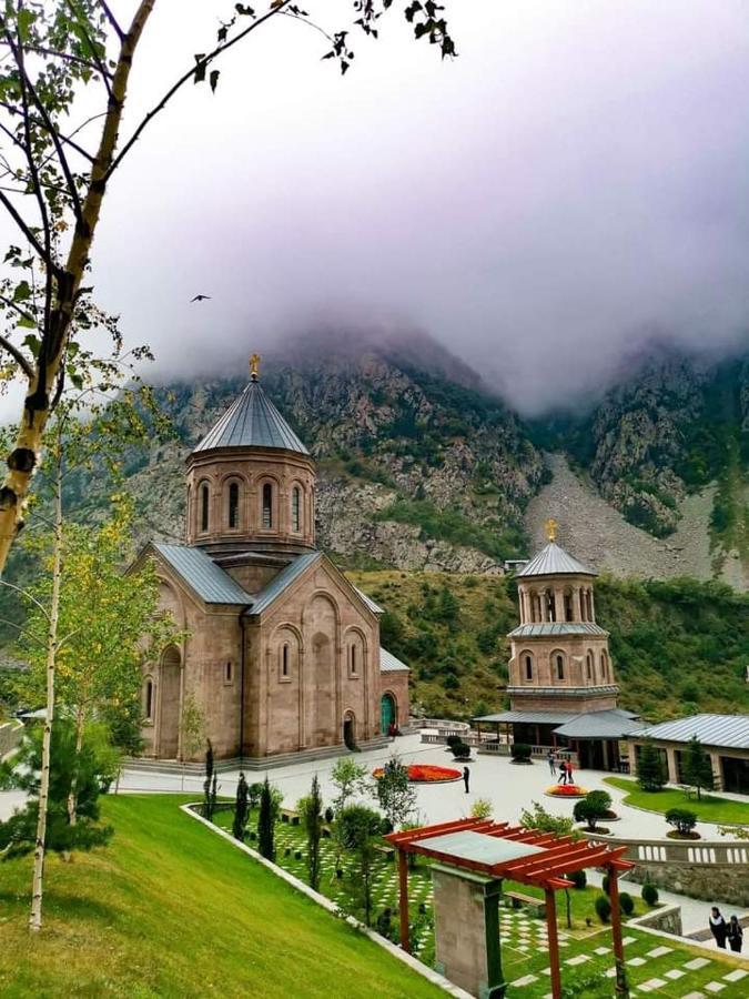 Hotel Crystal Kazbegi Exterior foto